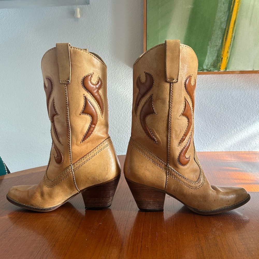 Vintage Tan Western Leather Boots